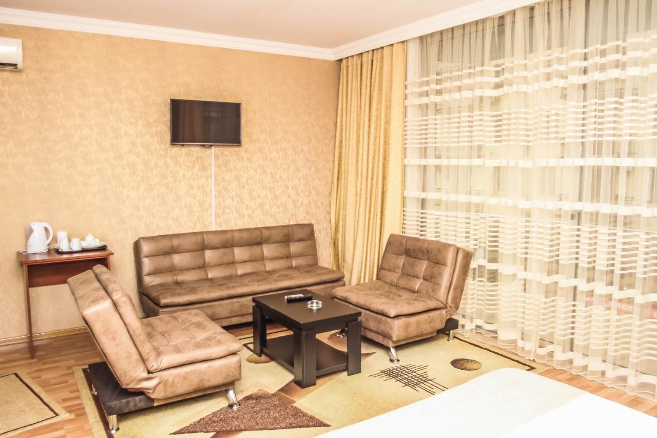 Hotel Istanbul 巴统 外观 照片