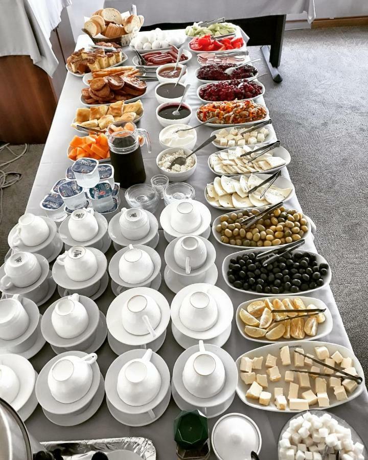 Hotel Istanbul 巴统 外观 照片